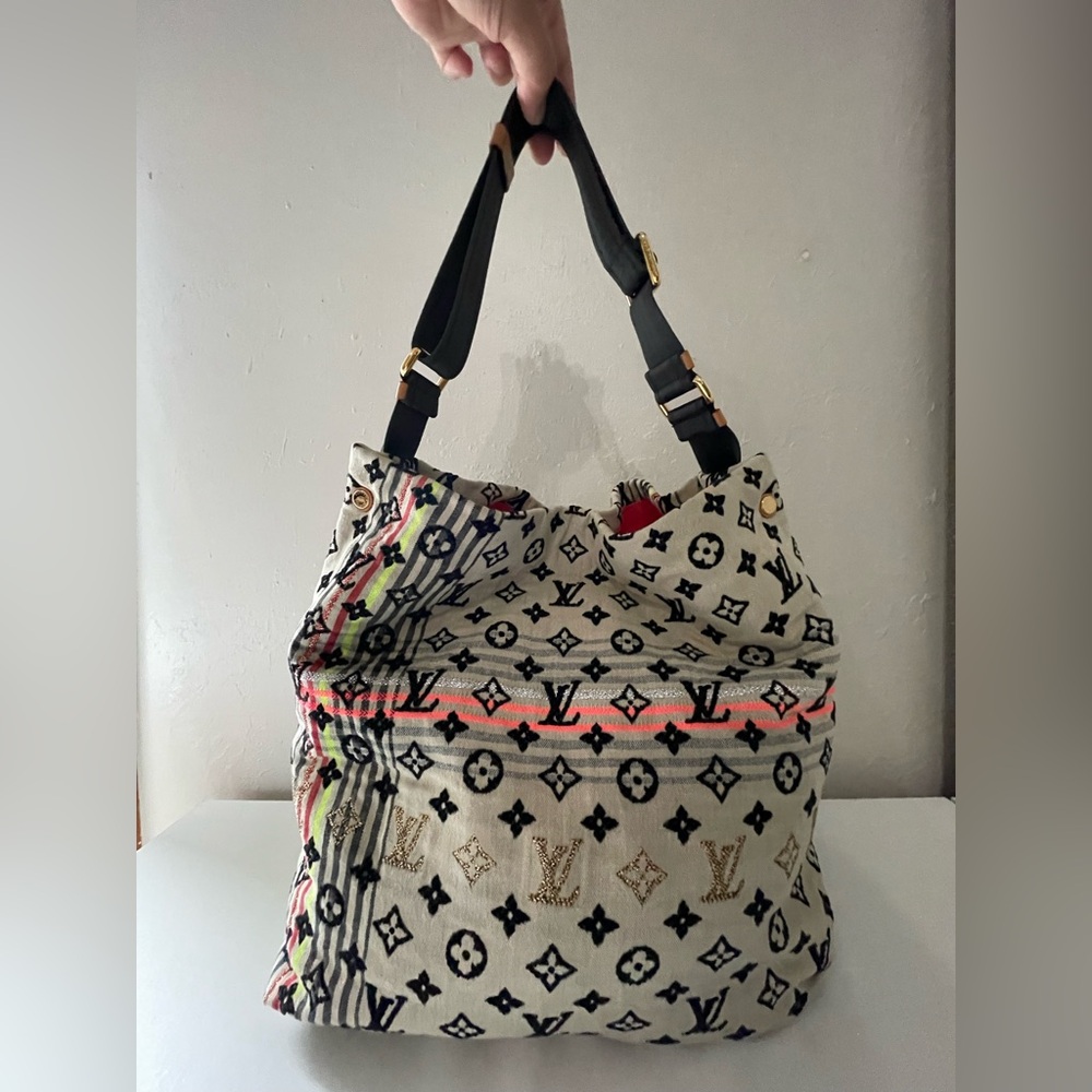 Louis Vuitton Che Che Bohemian